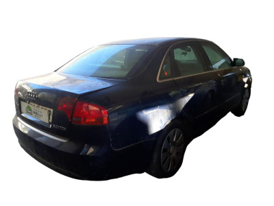 AUDI A4 BERLINA (8E)