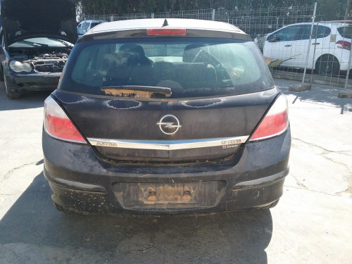  OPEL ASTRA H BERLINA 