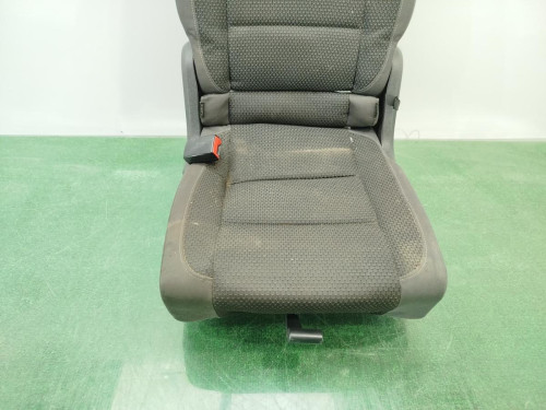 ASIENTOS TRASERO IZQUIERDO Volkswagen TOURAN (1T3) 