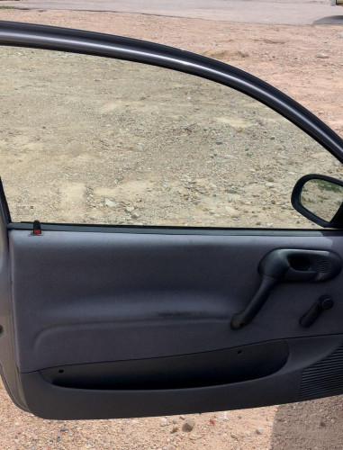 OPEL CORSA B — автомобиль-донор на запчасти 
