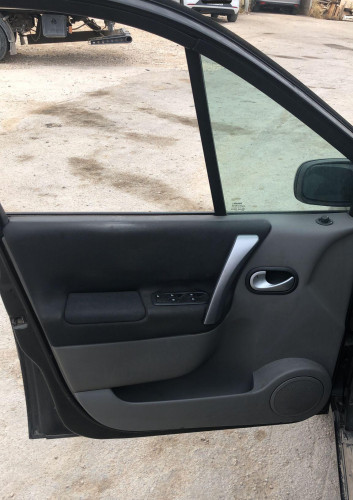 RENAULT SCENIC II (JM) — автомобиль-донор на запчасти 