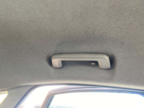 ASIDERO TECHO TRASERO IZQUIERDO Ford FOCUS BERLINA (CB4) 