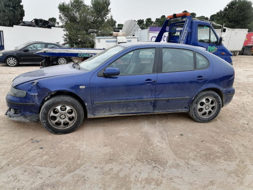 SEAT LEON (1M1) — автомобиль-донор на запчасти 