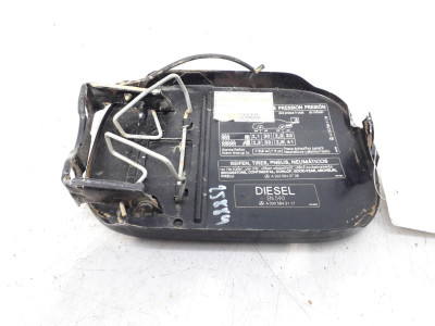 TAPA EXTERIOR COMBUSTIBLE, MERCEDES-BENZ, CLASE C (BM 203) BERLINA
