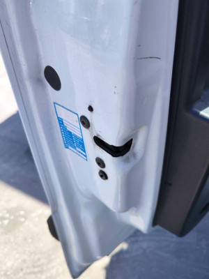 CERRADURA PUERTA DELANTERA IZQUIERDA