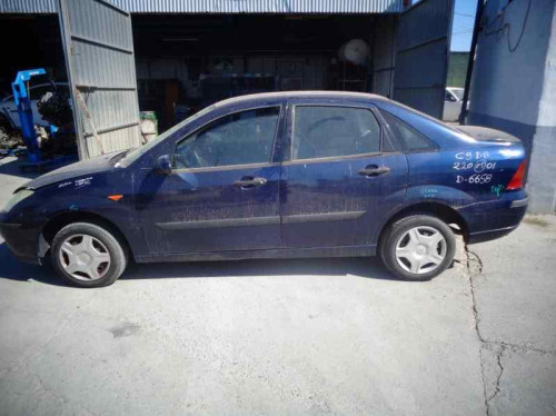  FORD FOCUS BERLINA (CAK) 