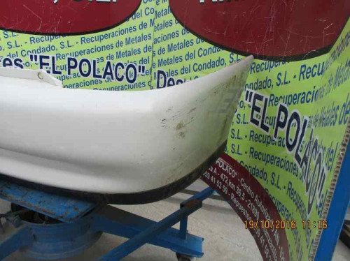  PARAGOLPES TRASERO SEAT CORDOBA BERLINA (6K2) 