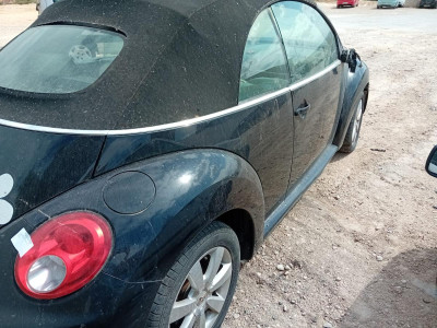 VOLKSWAGEN NEW BEETLE CABRIOLET (1Y7)