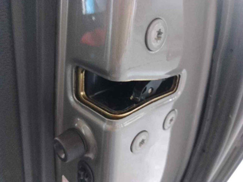CERRADURA PUERTA TRASERA DERECHA Toyota COROLLA VERSO (R1) 