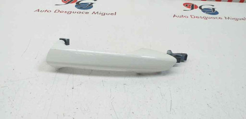  MANETA EXTERIOR DELANTERA IZQUIERDA Mercedes-Benz CLASE A (BM 176) 