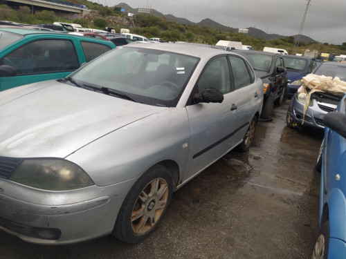  SEAT CORDOBA BERLINA (6L2) 