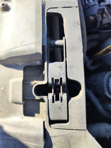  CERRADURA CAPO SEAT CORDOBA BERLINA (6L2) 