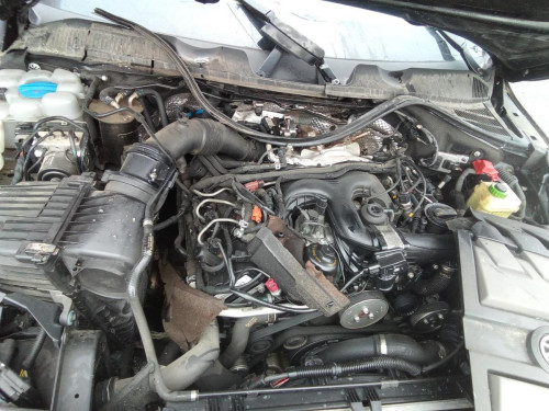  VOLKSWAGEN TOUAREG (7P6) 