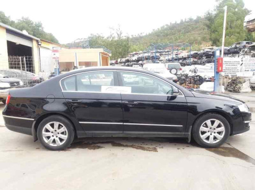  VOLKSWAGEN PASSAT BERLINA (3C2) 