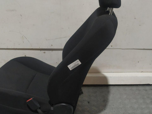 ASIENTO DELANTERO DERECHO Toyota YARIS (KSP1/NLP1/NSP1) 
