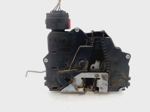 CERRADURA PUERTA DELANTERA IZQUIERDA Opel CORSA D 