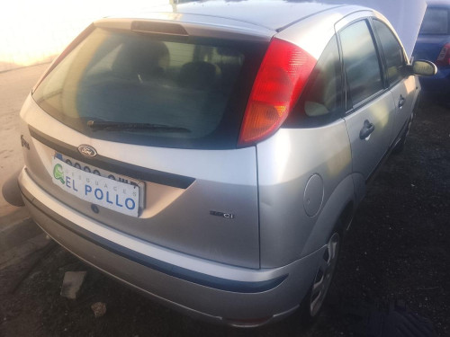  FORD FOCUS BERLINA (CAK) 