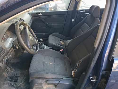 VOLKSWAGEN GOLF V (1K1)(10.2003) — автомобиль-донор на запчасти 