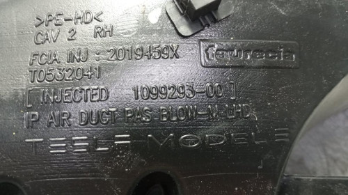 NO IDENTIFICADO TESLA MODEL 3 