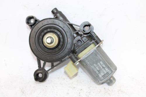 MOTOR ELEVALUNAS DELANTERO IZQUIERDO 