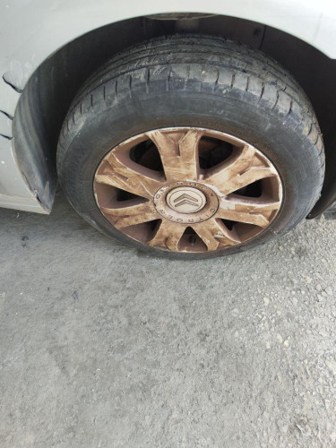 LLANTA CITROEN C4 BERLINA 