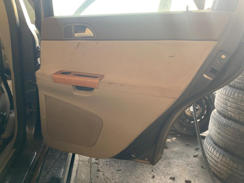 GUARNECIDO PUERTA TRASERA DERECHA Volvo S40 BERLINA 