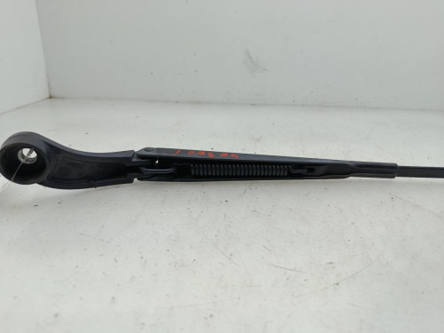 BRAZO LIMPIA DELANTERO IZQUIERDO Citroen DS5 