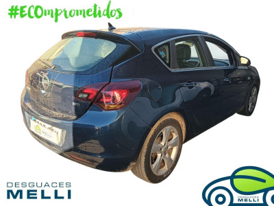 OPEL ASTRA J BERLINA 5P