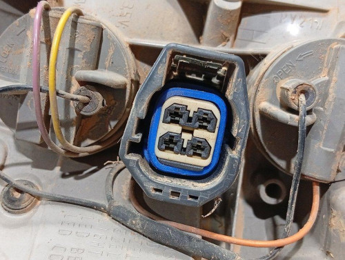  PILOTO TRASERO IZQUIERDO FORD FOCUS SPORTBREAK (CEW) 