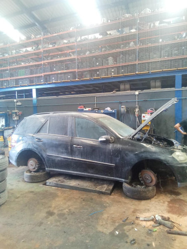  MERCEDES-BENZ CLASE ML (BM 164) 