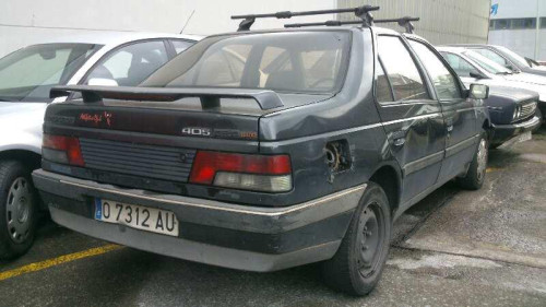  PEUGEOT 405 BERLINA 