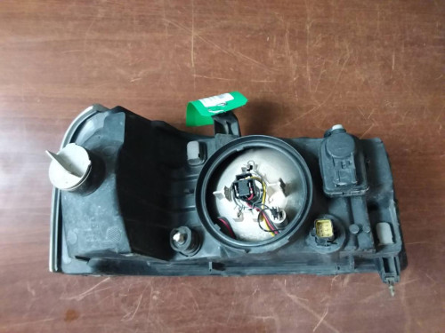 FARO IZQUIERDO Land Rover FREELANDER (LN) 