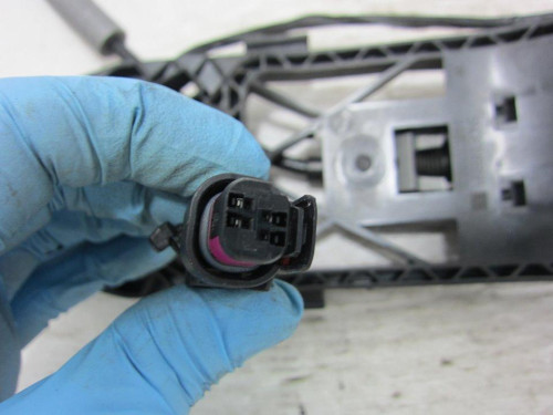 CERRADURA PUERTA DELANTERA DERECHA Volkswagen GOLF VII BERLINA (BQ1/BE2) 