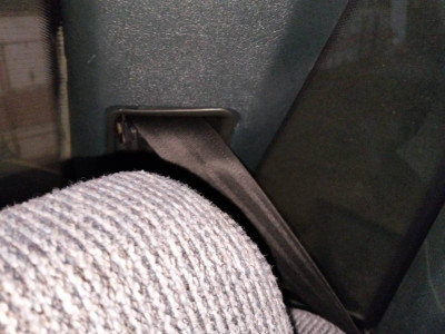 CINTURON SEGURIDAD TRASERO IZQUIERDO