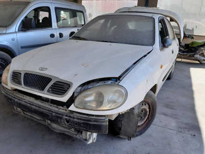 DAEWOO LANOS