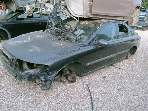  VOLVO S60 BERLINA 