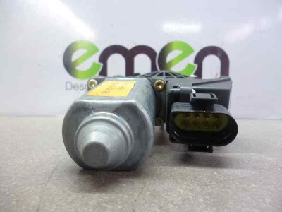 MOTOR ELEVALUNAS DELANTERO DERECHO, AUDI, A8 (D2)