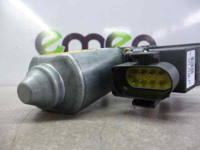 MOTOR ELEVALUNAS DELANTERO DERECHO, AUDI, A8 (D2)