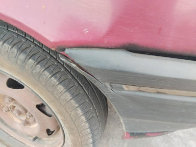 PARAGOLPES DELANTERO Ford Fiesta Courier (DX)(2000->)