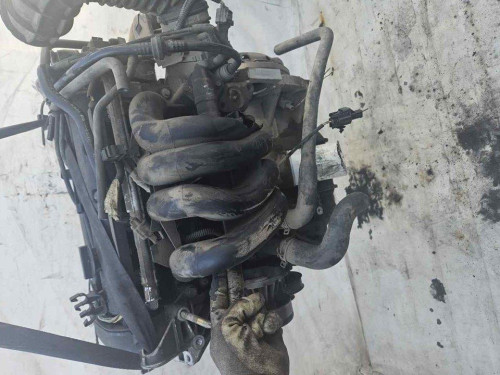 MOTOR COMPLETO Ford FOCUS BERLINA (CAK) 