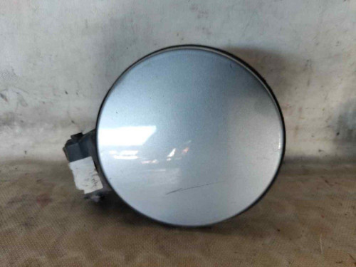 TAPA EXTERIOR COMBUSTIBLE VOLKSWAGEN POLO IV (9N3) 
