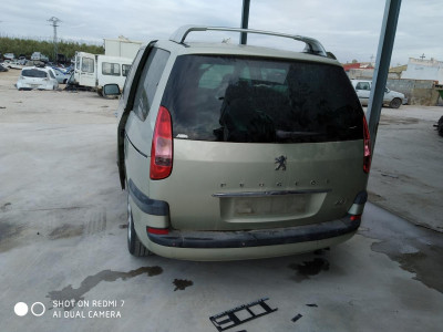 PEUGEOT 807