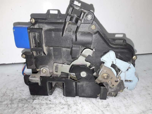 CERRADURA PUERTA DELANTERA DERECHA 