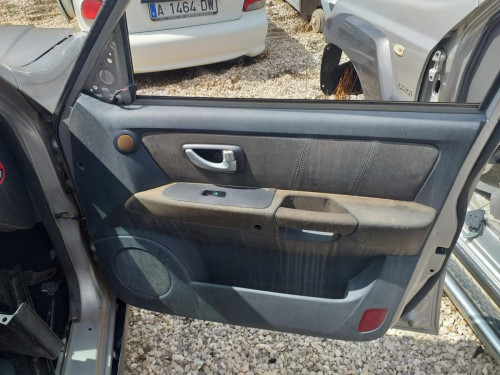  HYUNDAI TERRACAN (HP) 
