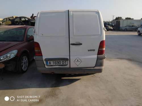  MERCEDES-BENZ VITO FURGÓN (638) 