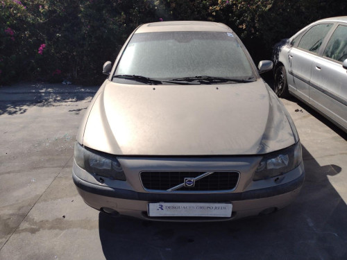  VOLVO S60 BERLINA 