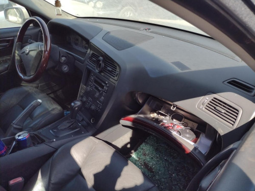  VOLVO S60 BERLINA 