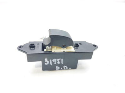 MANDO ELEVALUNAS DELANTERO DERECHO, MITSUBISHI, ASX (GA0)