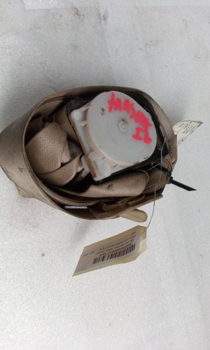 CINTURON SEGURIDAD TRASERO IZQUIERDO Toyota LAND CRUISER (J12) 