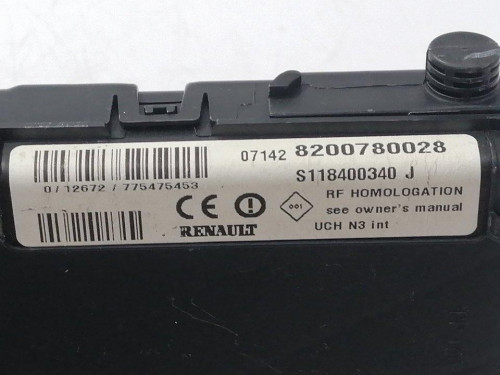  CAJA RELES / FUSIBLES Renault SCENIC II (JM) 